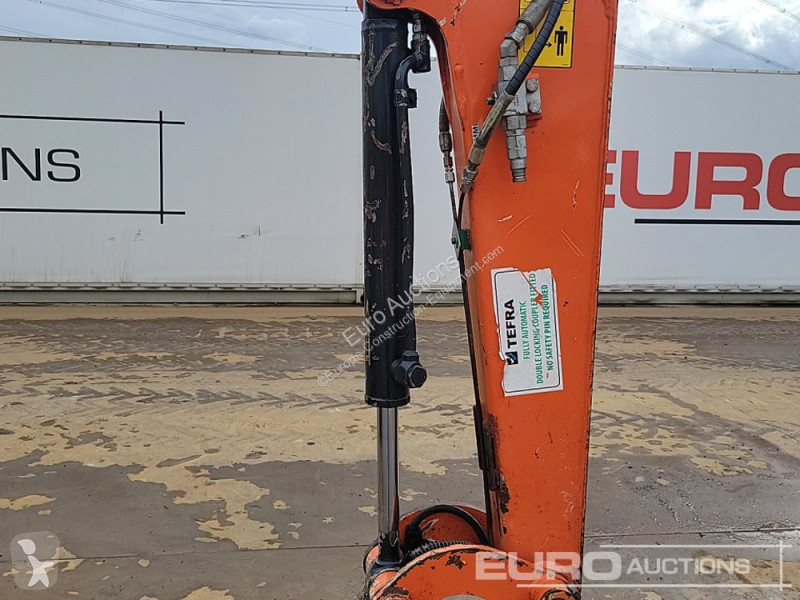 Lopatový nakládač Hitachi ZX26U-6 CR