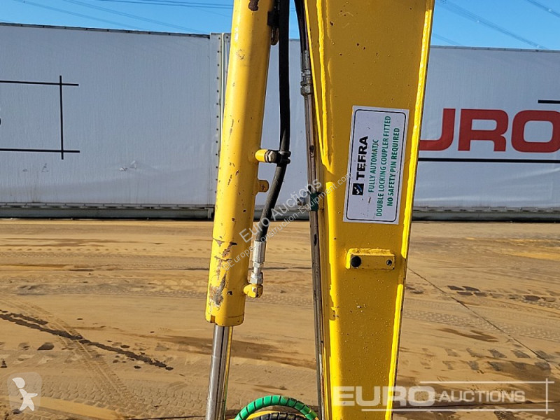Lopatový nakládač Komatsu PC26MR-3