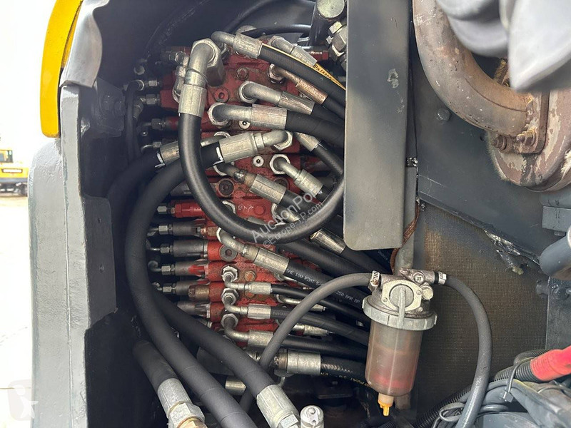 Skovel Neuson 6003