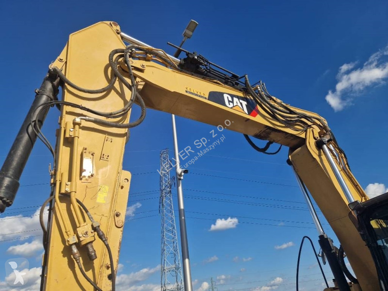 جرافة Caterpillar LRR * 2011r. *