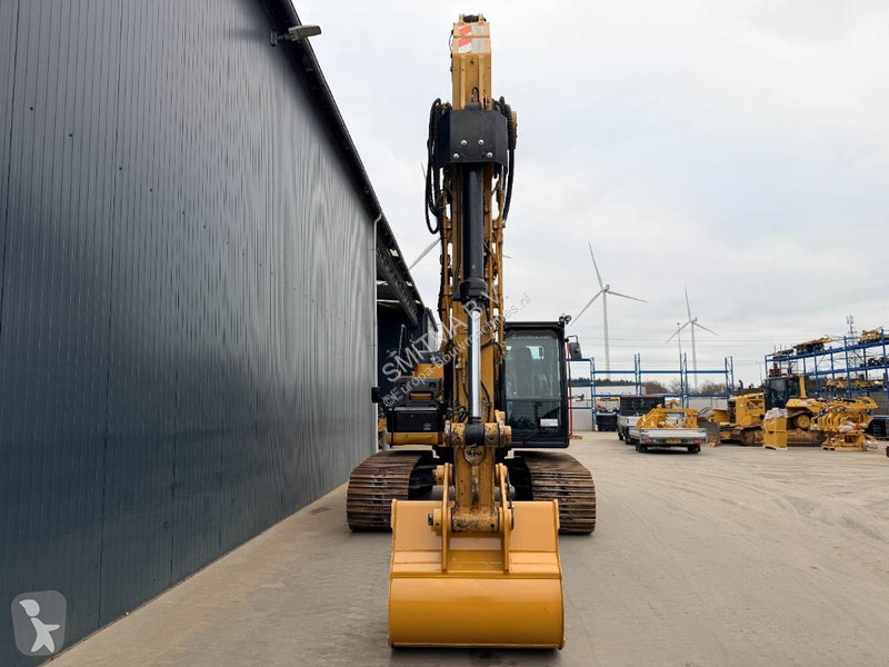 جرافة Caterpillar 320E