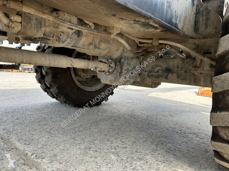 جرافة Caterpillar F