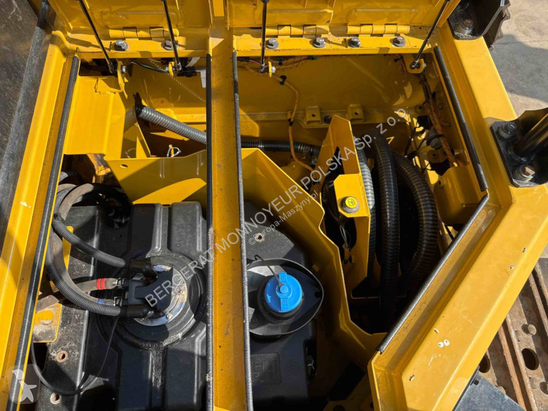 Graafmachine Caterpillar 374