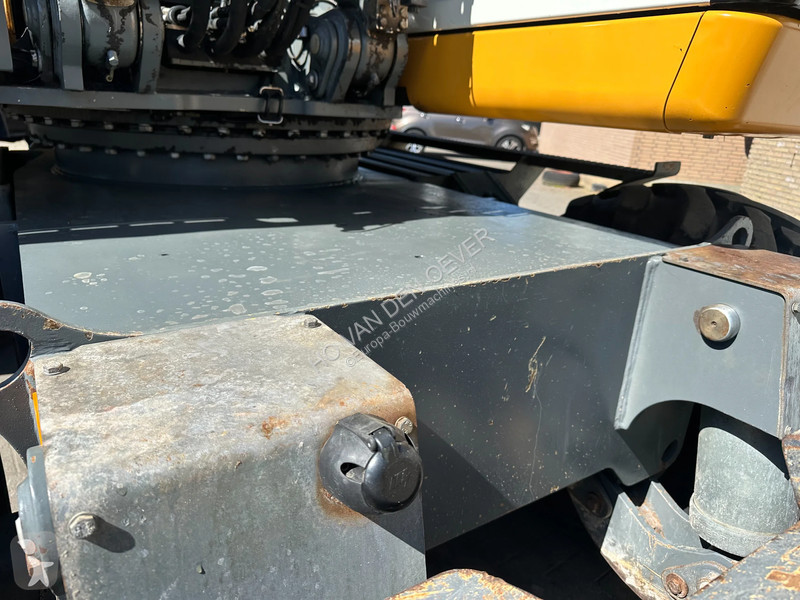 Rýpadlo Liebherr A918
