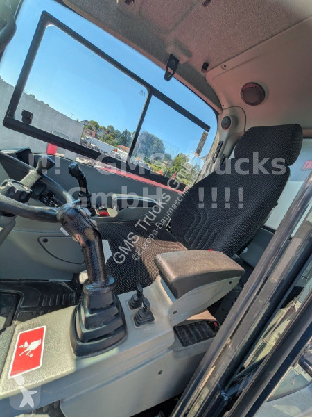 Lopatový nakládač Yanmar 5 W / POWERTILT / 3...