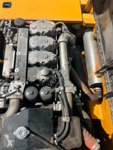 Lopatový nakládač Liebherr R900 * 2011 *...