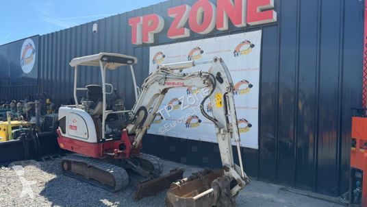 جرافة Takeuchi tb225 voies variables à 23 900 € ht