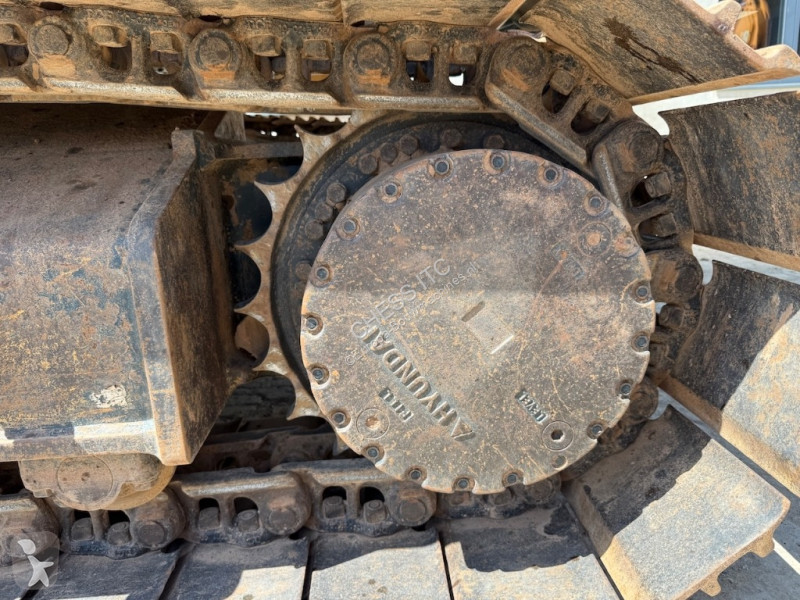 جرافة Hyundai HX 220 L - L - HX 220