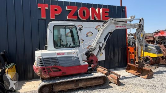 جرافة Takeuchi tb250 clim à 27 900 € ht