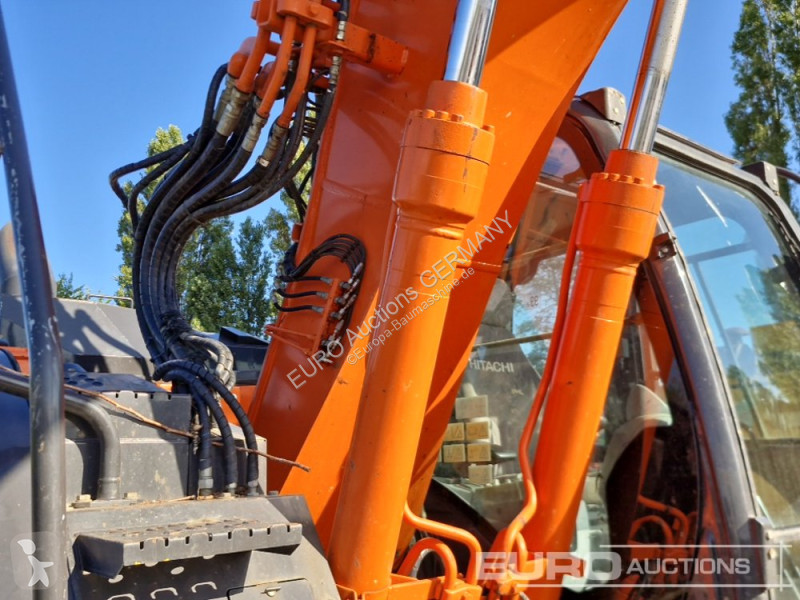 Excavadora Hitachi