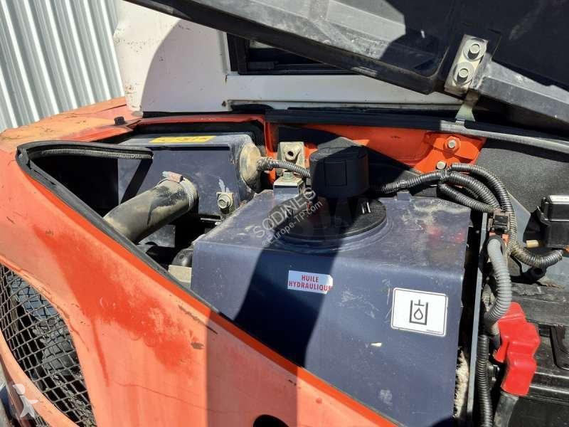 جرافة Kubota
