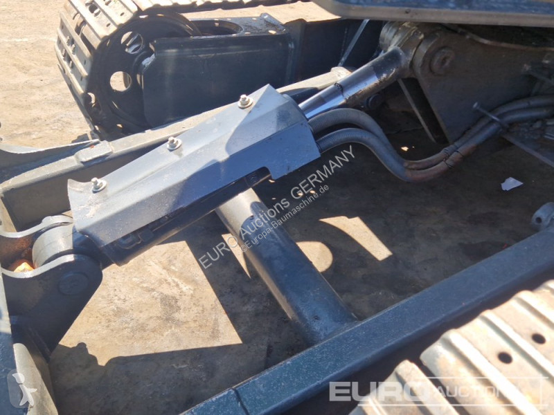 جرافة Kobelco C