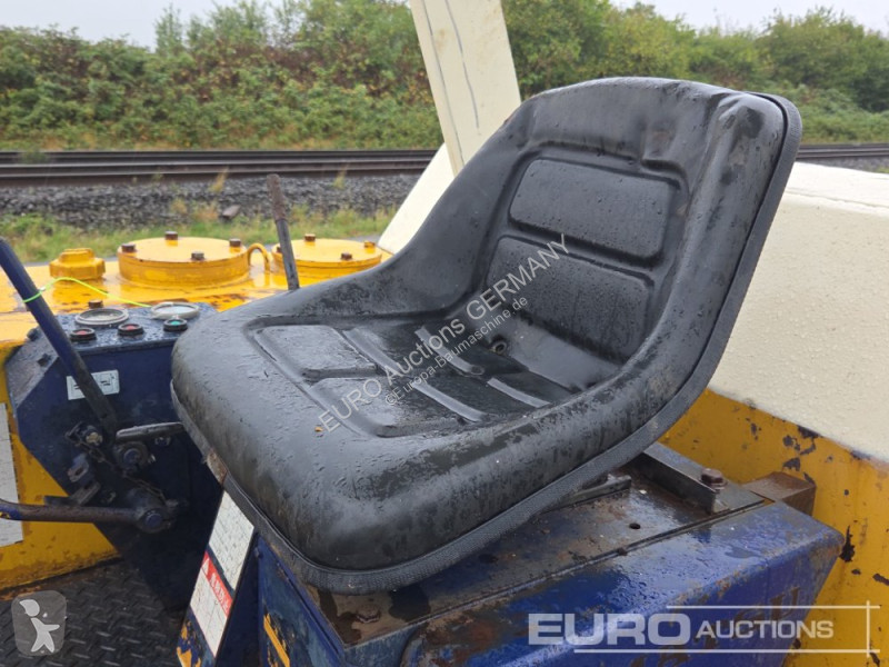 Excavator Komatsu 3