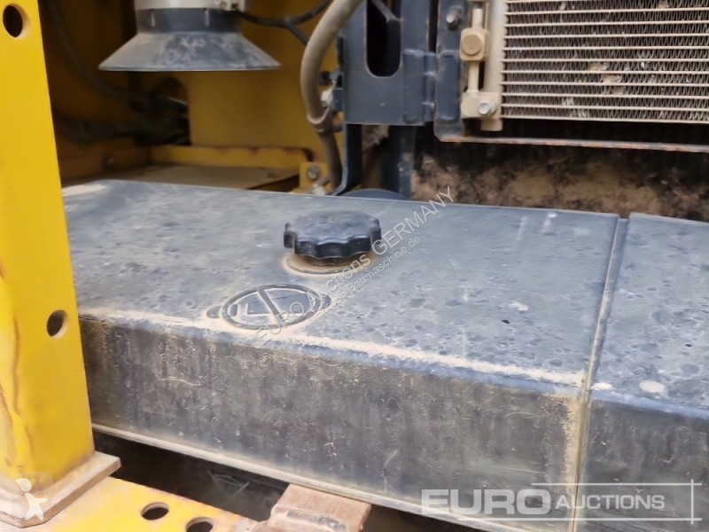 Rýpadlo Komatsu 10