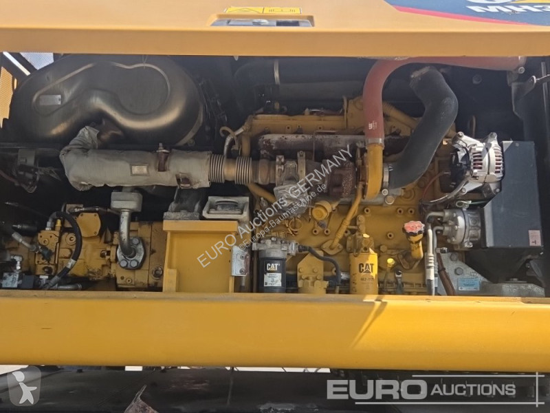 Graafmachine Caterpillar MH3024
