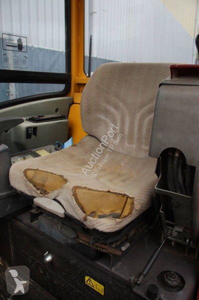 Rýpadlo Volvo EC15B