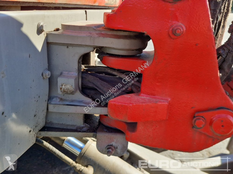 جرافة Volvo ECR25D