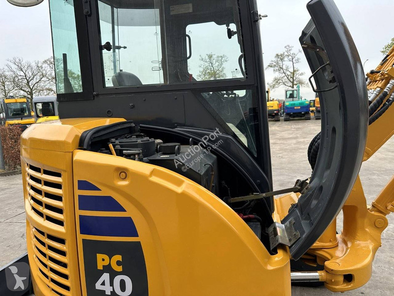 Rýpadlo Komatsu MR-2