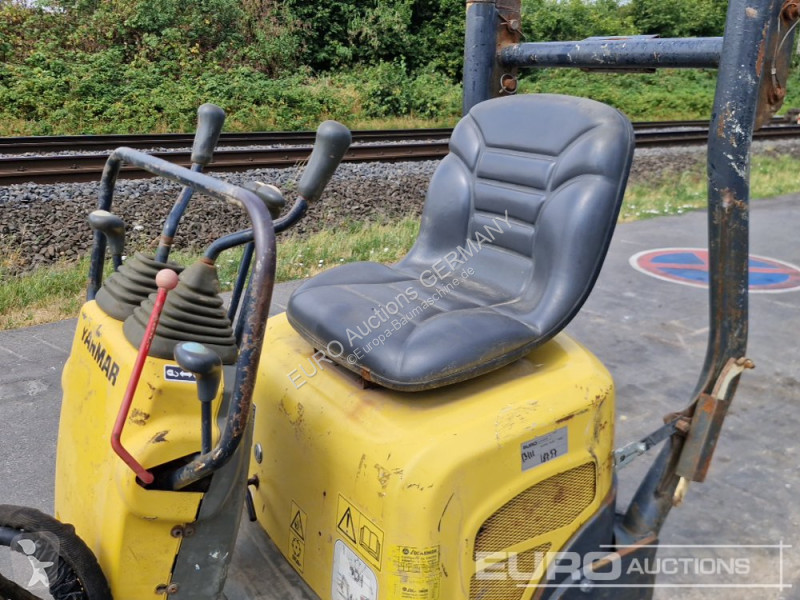 جرافة Yanmar SV08-1A(S)