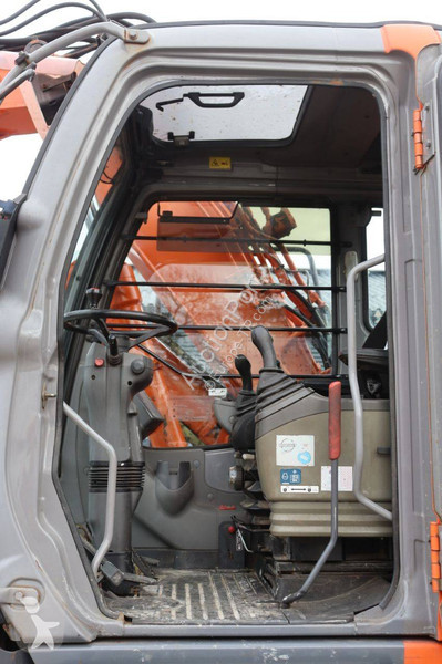Rýpadlo Hitachi