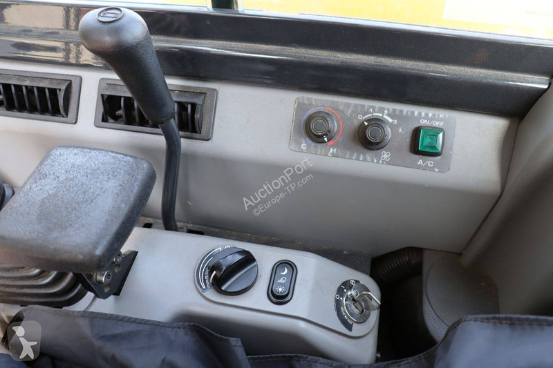 Rýpadlo Komatsu PC80MR-5EO