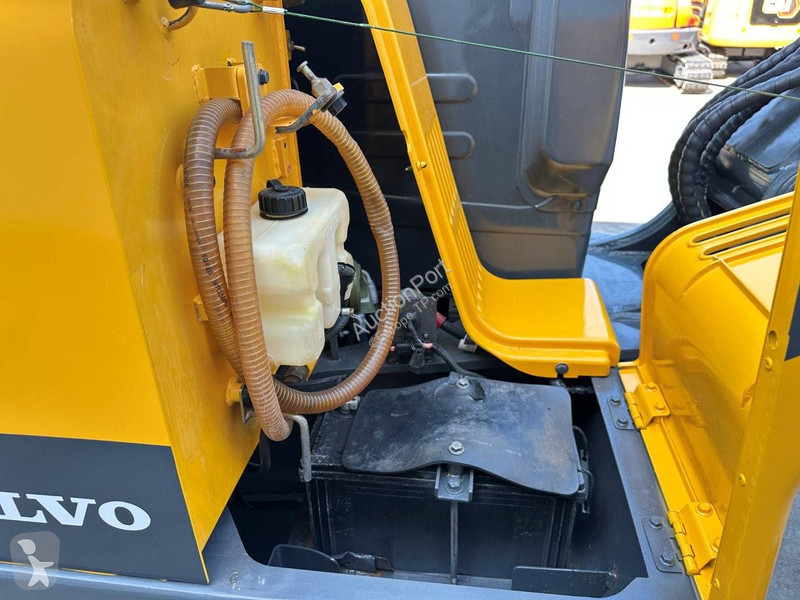جرافة Volvo D