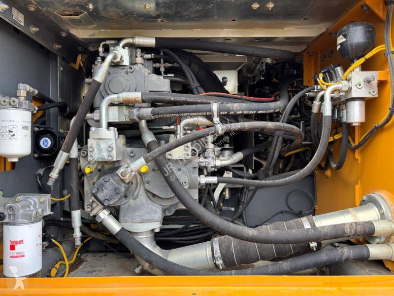 Excavadora Liebherr R930 LC