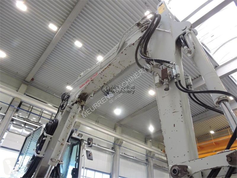 جرافة Takeuchi TB257FR Powertilt