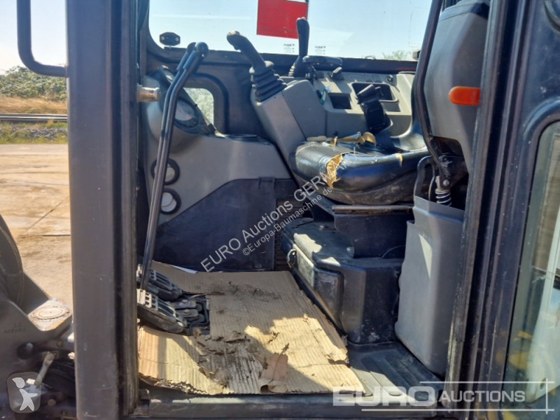Rýpadlo Bobcat E25