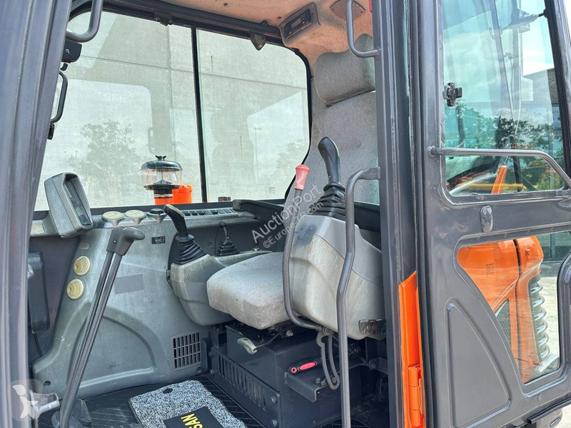 جرافة Doosan 9C