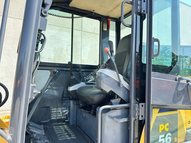 Rýpadlo Komatsu 7