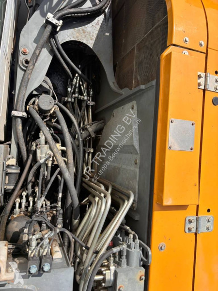 Rýpadlo Liebherr Compact (3 Buckets + Forks)