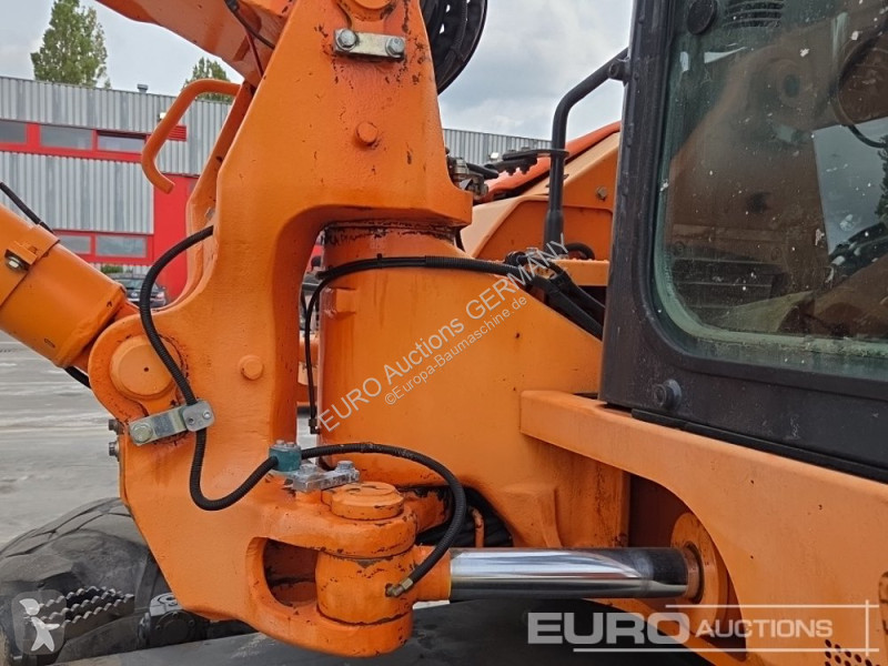 Excavadora Komatsu MR