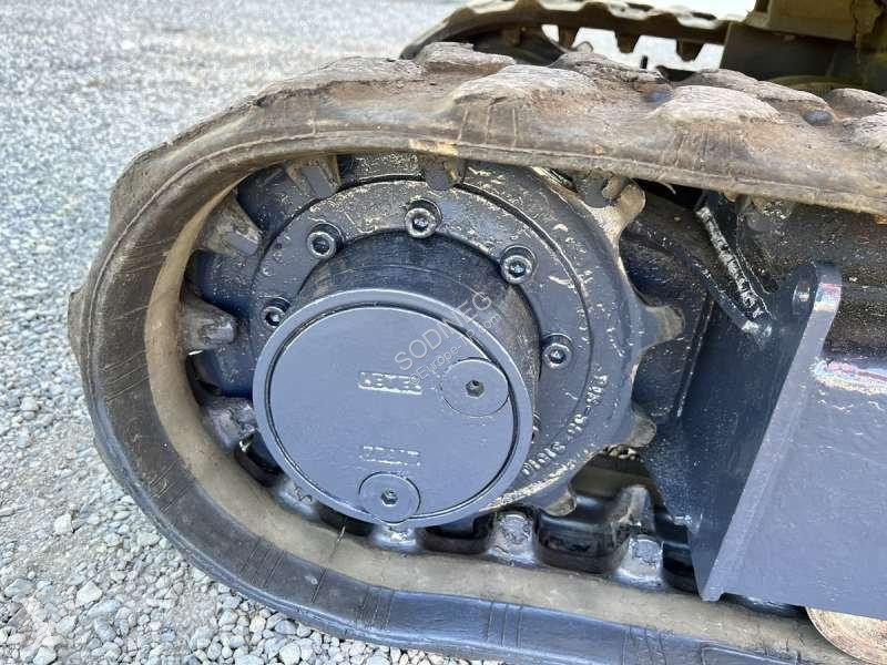 جرافة Komatsu  PC09-1