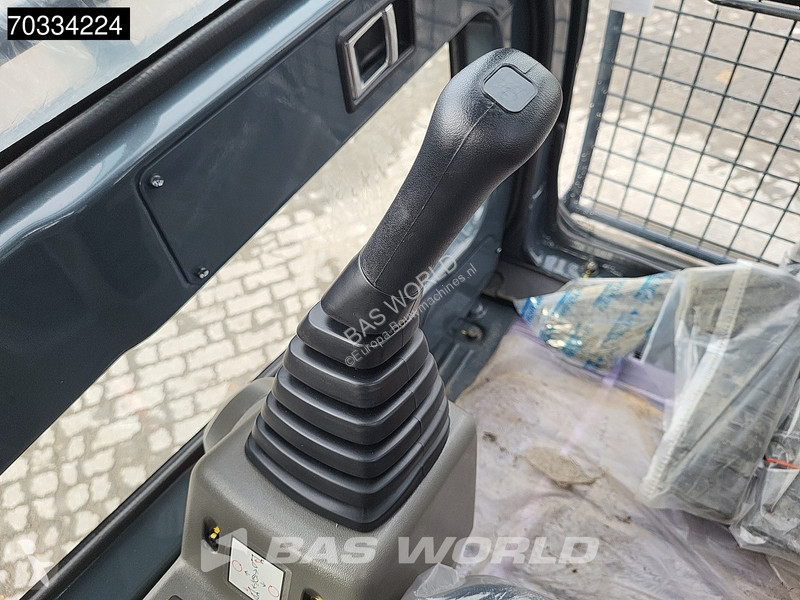Lopatový nakládač Hyundai R210