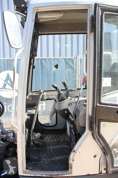 Excavadora Kubota α2