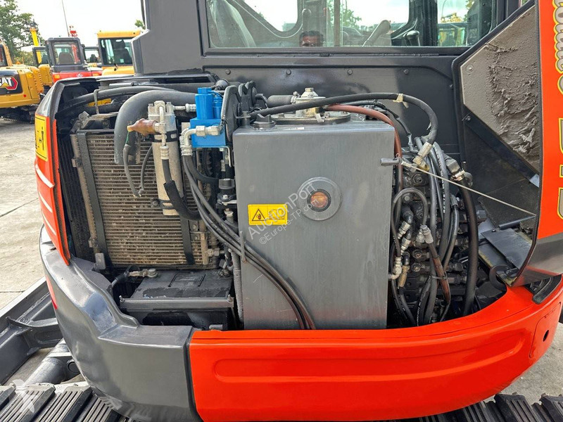 Excavadora Kubota KX155-3SZ