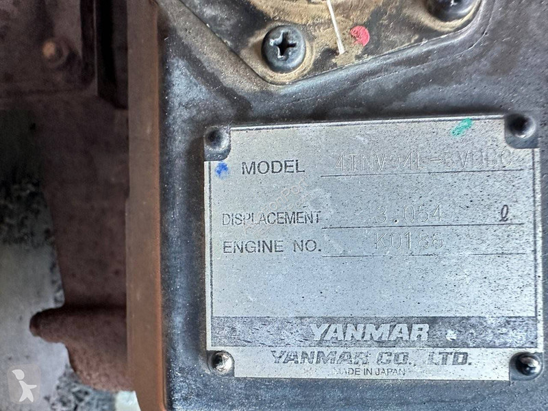 جرافة Doosan 9C