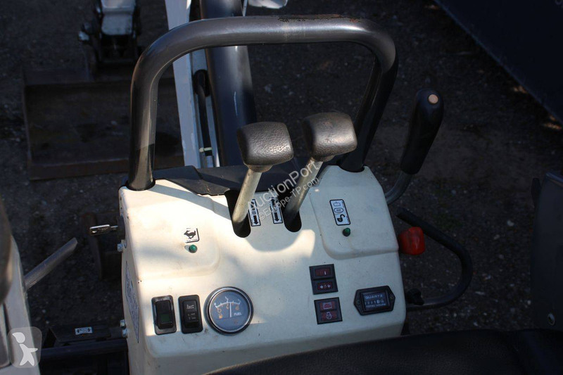 Багер Bobcat Z