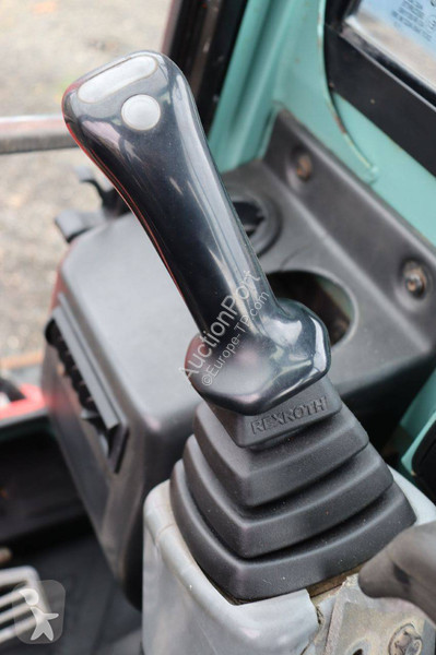 جرافة Yanmar Vi020-4