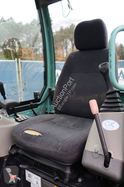 جرافة Yanmar SV22