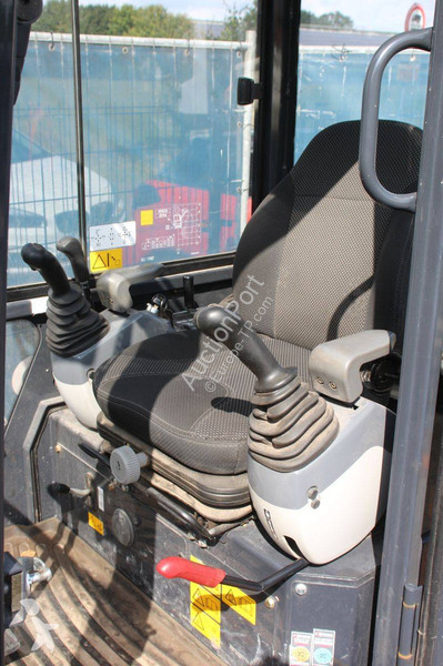 Pelle Hitachi Zaxis ZX19-5CR