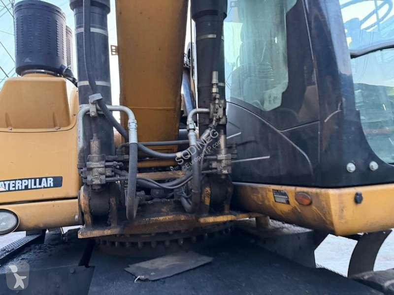 Skovel Caterpillar DMH