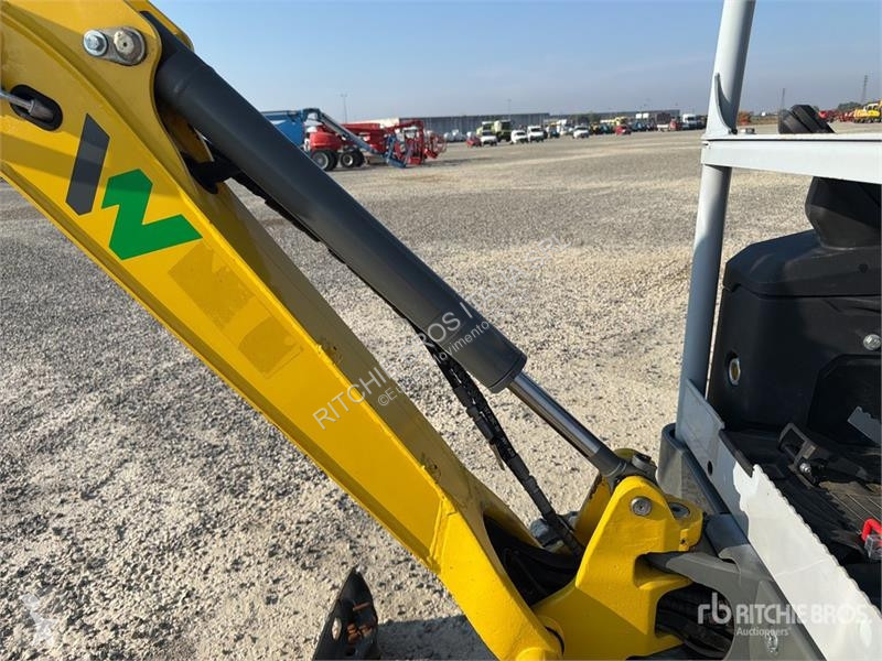 Екскаватор Wacker Neuson E