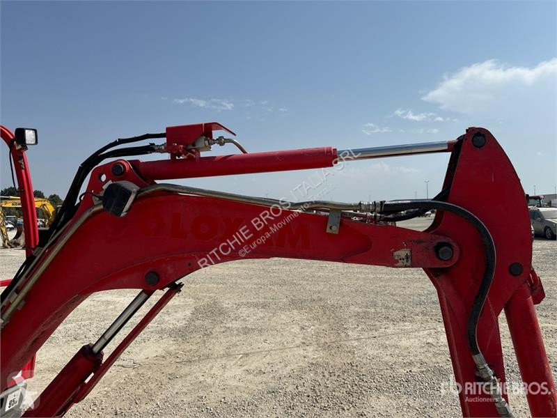 Екскаватор JCB