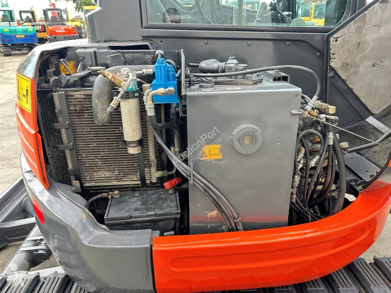Excavadora Kubota KX155-3SZ