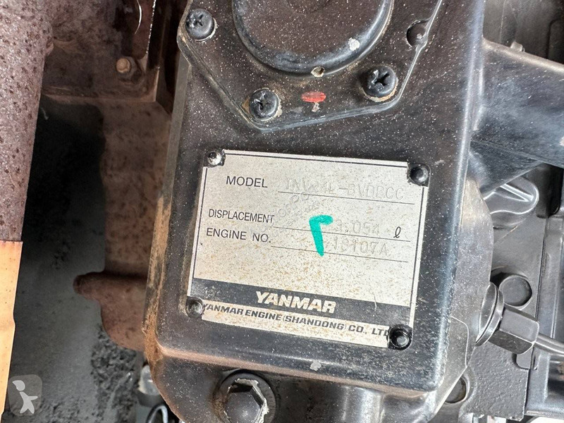 Escavadora Doosan 9C