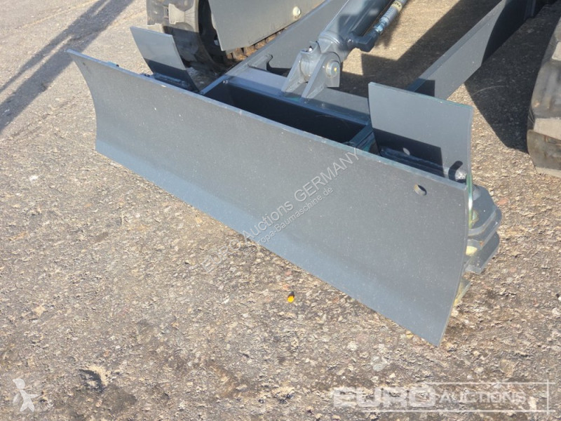 Экскаватор Kobelco SK17SR-3E