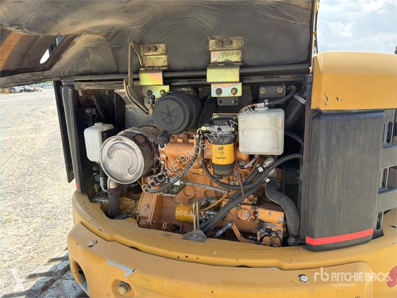 Skovel Caterpillar CR Mini Excavator (Inoperable)