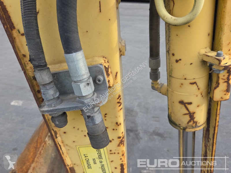 Excavadora Yanmar ViO33U